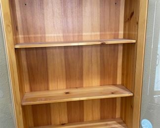 Solid Pine Wall Mounted Curio Cabinet	25x20x6in	HxWxD
