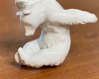 KPM Porcelain Polar Bear Figurine	3.5in H	
