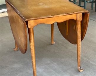 As-Is Antique Drop Leaf Table	29 x 38 27.5-64	HxWxD
