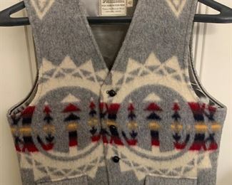 Vintage Pendleton Virgin Wool Vest Native American  Pattern	42	
