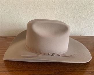 Bailey Beaver Cowboy Hat	59, 7 3/8	
