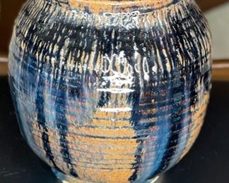 Artist Made Stoneware Studio Pottery Drip Glaze Ribbed Vase	7in H x 6.25in Diameter at widest	
