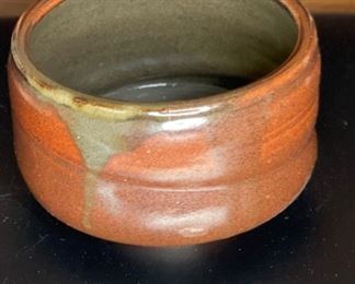 Gunther Stoneware Studio Pottery Glaze Dish Bowl	14.25in Diameter x 3.5in H	
