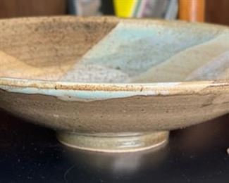 Gunther Stoneware Studio Pottery Glaze Dish Bowl	14.25in Diameter x 3.5in H	
