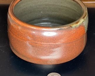 Gunther Stoneware Studio Pottery Glaze Dish Bowl	14.25in Diameter x 3.5in H	
