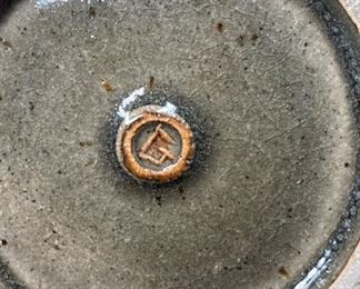 Gunther Stoneware Studio Pottery Glaze Dish Bowl	14.25in Diameter x 3.5in H	
