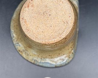 Stoneware Studio Pottery Hanging	3.25x5x4.5in	
