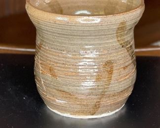Beavers Studio Pottery Pot	5.5in Hx 5i5 in Diameter	
