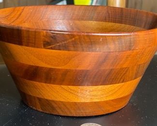 EBC Wood Walnut Artist Made Bowl	3.75in H x 8in Diameter	

