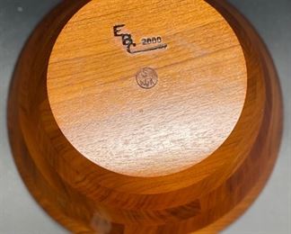 EBC Wood Walnut Artist Made Bowl	3.75in H x 8in Diameter	
