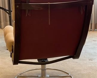 MCM Gerard Van Den Berg Lounge Chair Corduroy	36x28x32in	HxWxD
