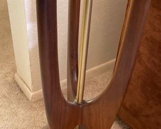 MCM Woolums/Modeline Adrian Pearsall Style Floor Lamp	60in H x 14in Diameter	

