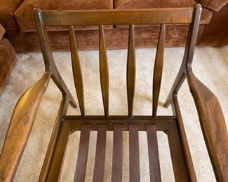 #1 Mid Century Modern Viko Baumritter Walnut Lounge Chair	30x29x31in	HxWxD
