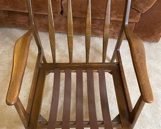 #2 Mid Century Modern Viko Baumritter Walnut Lounge Chair	30x29x31in	HxWxD
