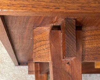 MCM Custom Walnut End/Side Table	16x28x28in	HxWxD
