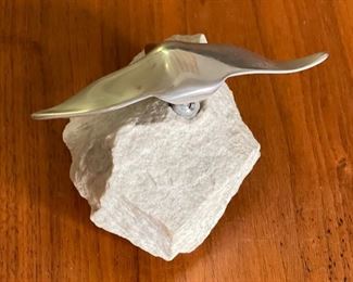 Hoselton Cast Aluminum Stingray Rock  Sculpture Art Signed	4x5x4.5in	

