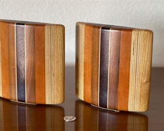 #1 Artist Made Hard Wood Bookends PAIR	6.75x6.75x1.25in	HxWxD
