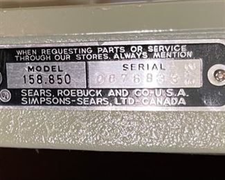 Kenmore 158.850 Sewing Machine w/ Console	Open: 38x72x18in  Closed: 31x36x18in	HxWxD
