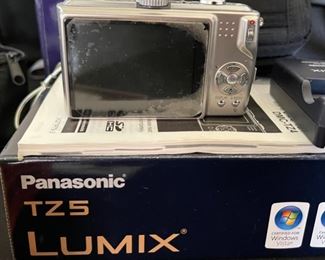 Panasonic TZ5 LUMIX Digital Camera		
