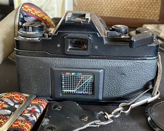 Richo XR-P Vintage 35mm Camera w/ ACCESS 28-70mm Lens		
