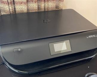 HP Envy 4520 Printer/Scanner/Copier		
