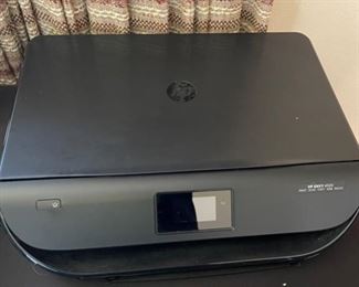 HP Envy 4520 Printer/Scanner/Copier		
