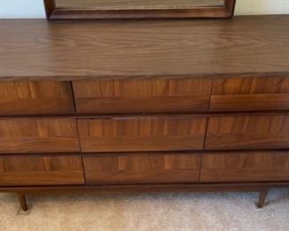 MCM 9-Drawer Walnut parquet Dresser w/ Mirror	30x60x18.5in	HxWxD
