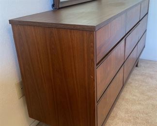 MCM 9-Drawer Walnut parquet Dresser w/ Mirror	30x60x18.5in	HxWxD
