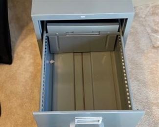 Vintage 2-Drawer Metal File cabinet	29x15x26in	HxWxD
