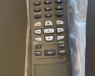 Insignia NS-CD512 5 disc CD Changer	4.5x17.5x15in	HxWxD
