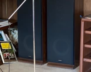 AS-IS MCM Cantilever Floor Lamp	62x34in	
