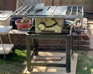 Craftsman 10in Vintage Table-saw 113 29903	37x40x40in	HxWxD
