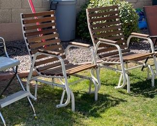 2pc Vintage Patio Slat Rocker chairs	37.5x24.5x30in	HxWxD
