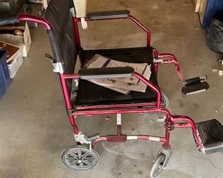 Medline WHEELCHAIR MDS808200W		
