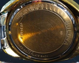 Bulova Automatic 1970’s Sea King Whale Watch	37mm wide with crown	
