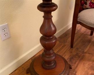 20- $90 - Wood pedestal bulbous 26”T x 18”D	