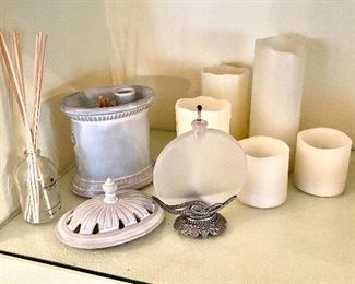 #80- $30 Lot of diffuser and faux candles 				