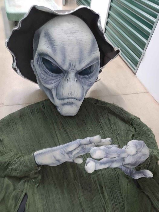 Giant 12 Foot Hanging Alien Creature (Foam Over Latex) - $125