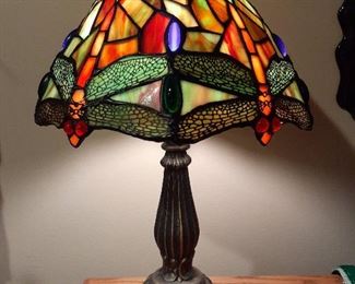 Dragonfly motif stained glass lamp