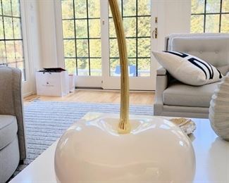 32a. White Cherry w/ Gold Stem 