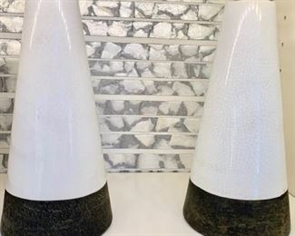 62a.  7 Crackled Cream Vase w/ Black Base (8") 