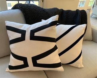 47. Pair of Ryan Studio Black & White Pillow (22")
