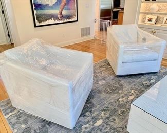 51. Pair of Vanguard Furniture Custom Swivel Chairs w/ Kidney Pillows (34" x 39" x 35") (newly reupholstered)