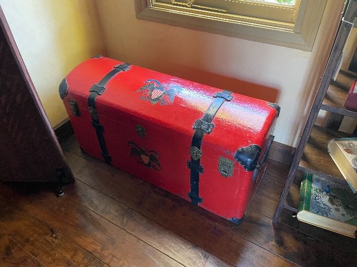 A beautiful car trunk from an early vehicle perhaps a 1910 Model T Ford?