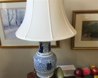 Oriental  styled blue white table lamp.