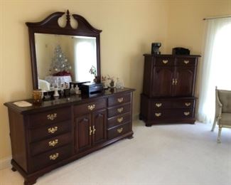 Cherry Dresser with mirror. 