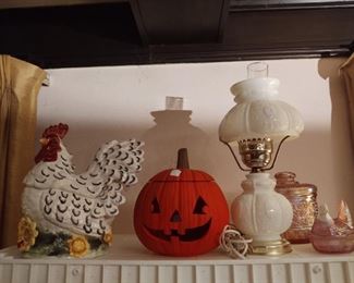 Ceramic rooster cookie jar, ceramic pumpkin, more carnival glass, lamp
