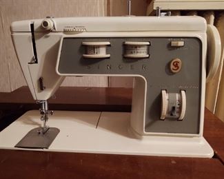 Singer sewing machine model 774