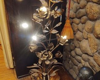 Stunning MCM flower sculpture light attributed to Hans Kogl