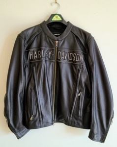 Leather Harley Davidson Jacket. Very nice coat in excellent condition. Men’s size XL